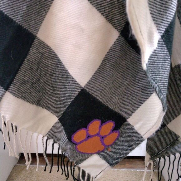 Game Day Womens Shawl Wrap With Fringe Black Plaid Clemson University Football - Picture 2 of 7